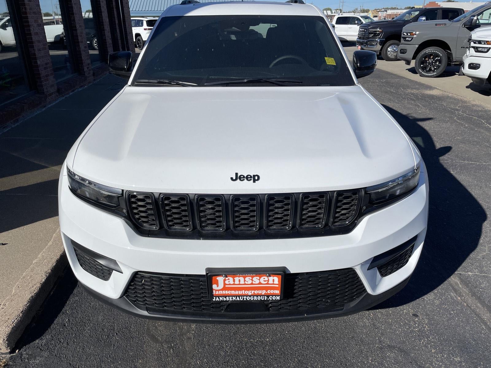 2025 Jeep Grand Cherokee Altitude X 4x4