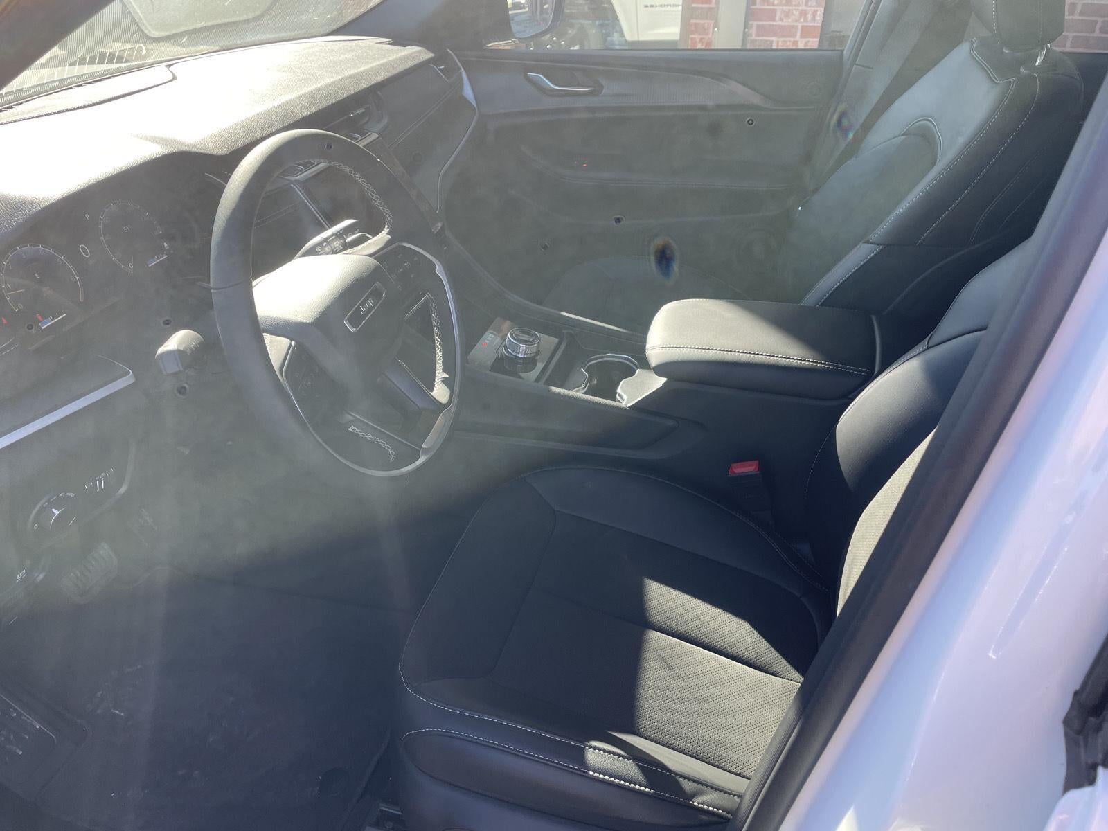 2025 Jeep Grand Cherokee Altitude X 4x4