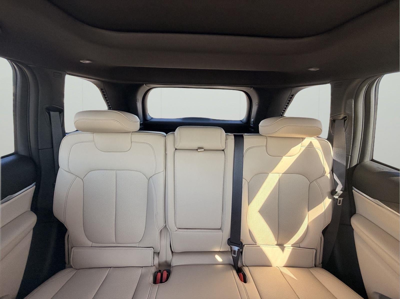 2027 Jeep Grand Cherokee GRAND CHEROKEE LIMITED 4X4