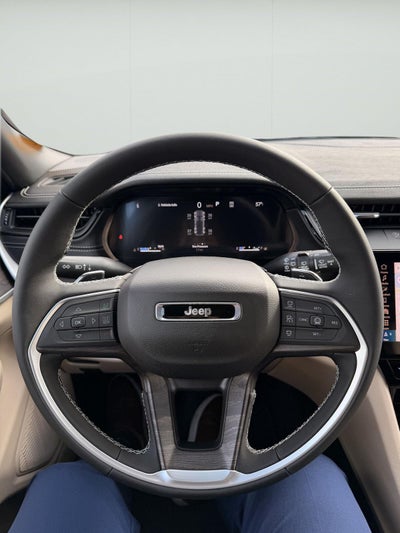 2027 Jeep Grand Cherokee GRAND CHEROKEE LIMITED 4X4