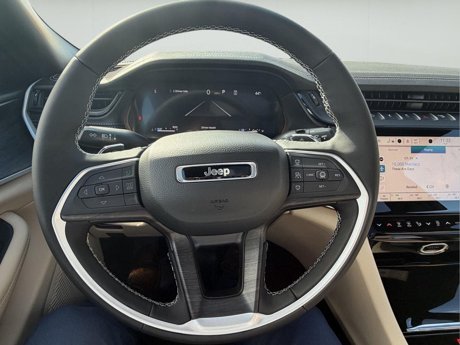 2027 Jeep GRAND CHEROKEE GRAND CHEROKEE LIMITED 4X4