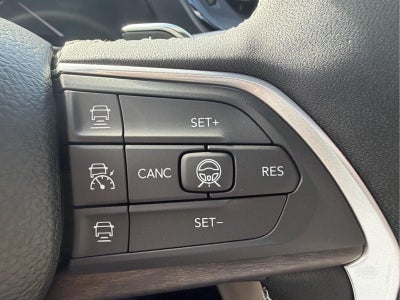 2027 Jeep GRAND CHEROKEE GRAND CHEROKEE LIMITED 4X4