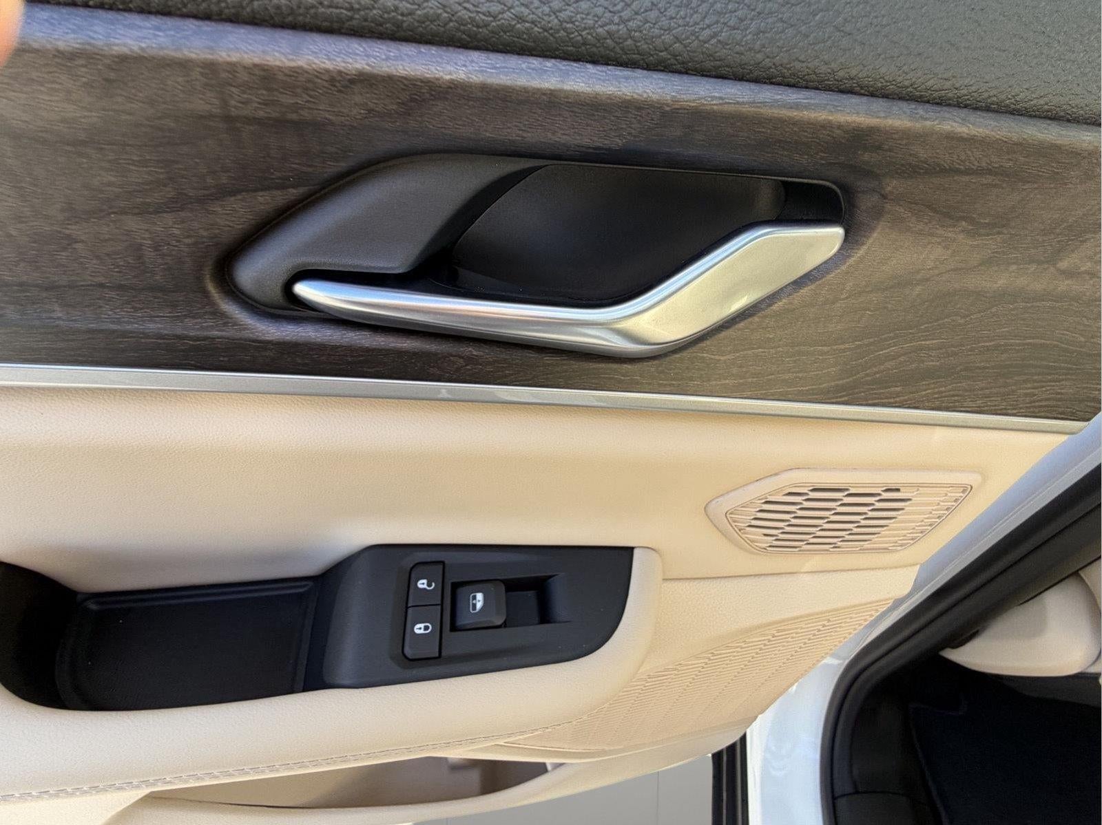 2027 Jeep GRAND CHEROKEE GRAND CHEROKEE LIMITED 4X4