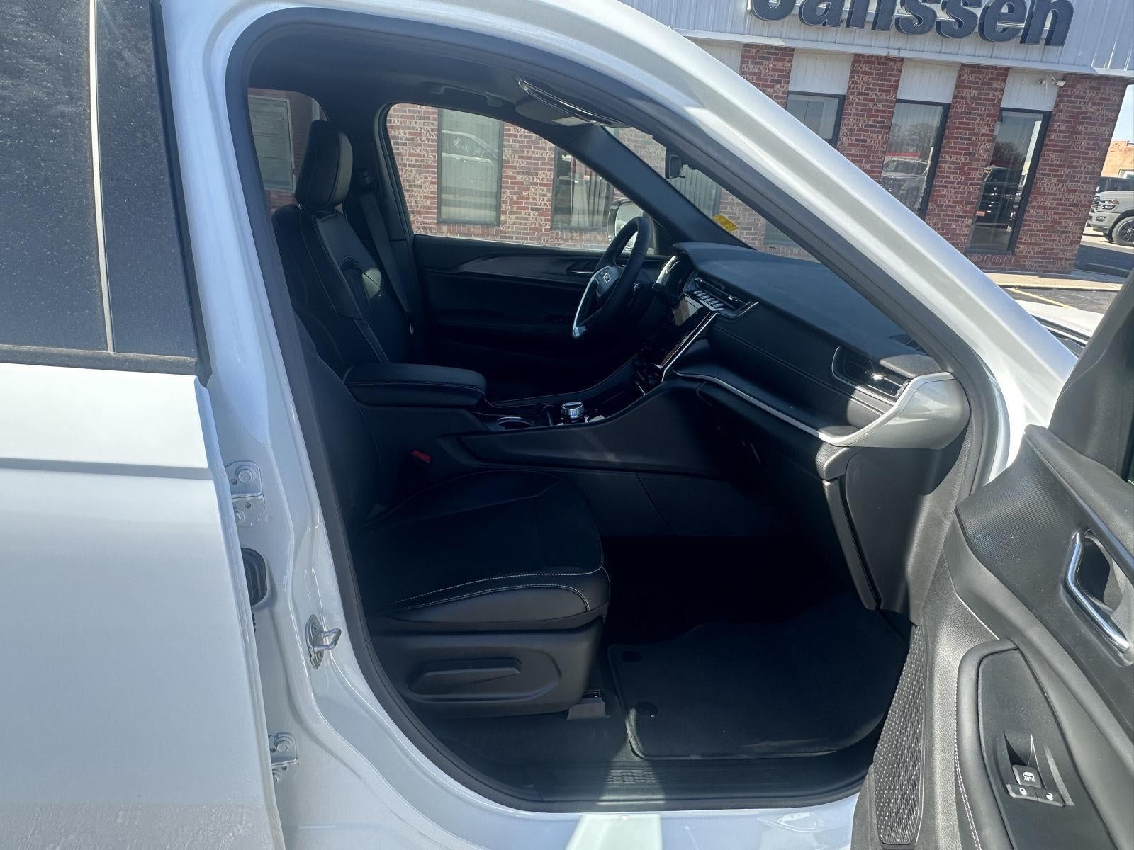 2025 Jeep Grand Cherokee L GRAND CHEROKEE L ALTITUDE X 4X4