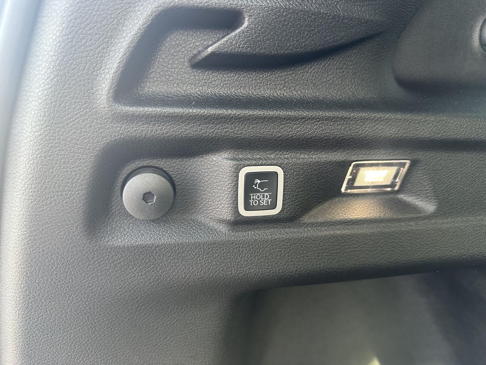 2025 Jeep Grand Cherokee L GRAND CHEROKEE L ALTITUDE X 4X4