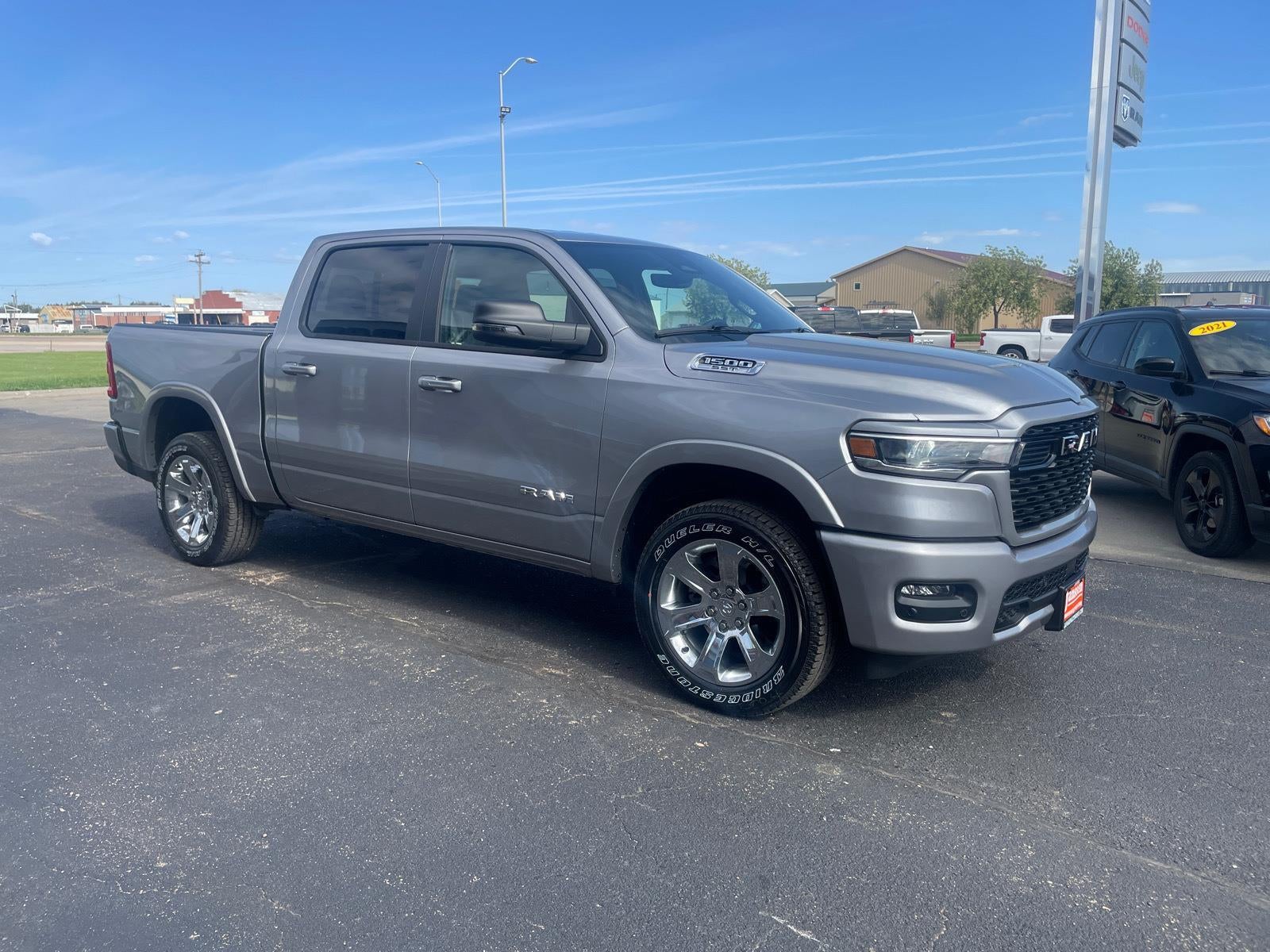 2025 RAM 1500 RAM 1500 BIG HORN CREW CAB 4X4 5'7' BOX