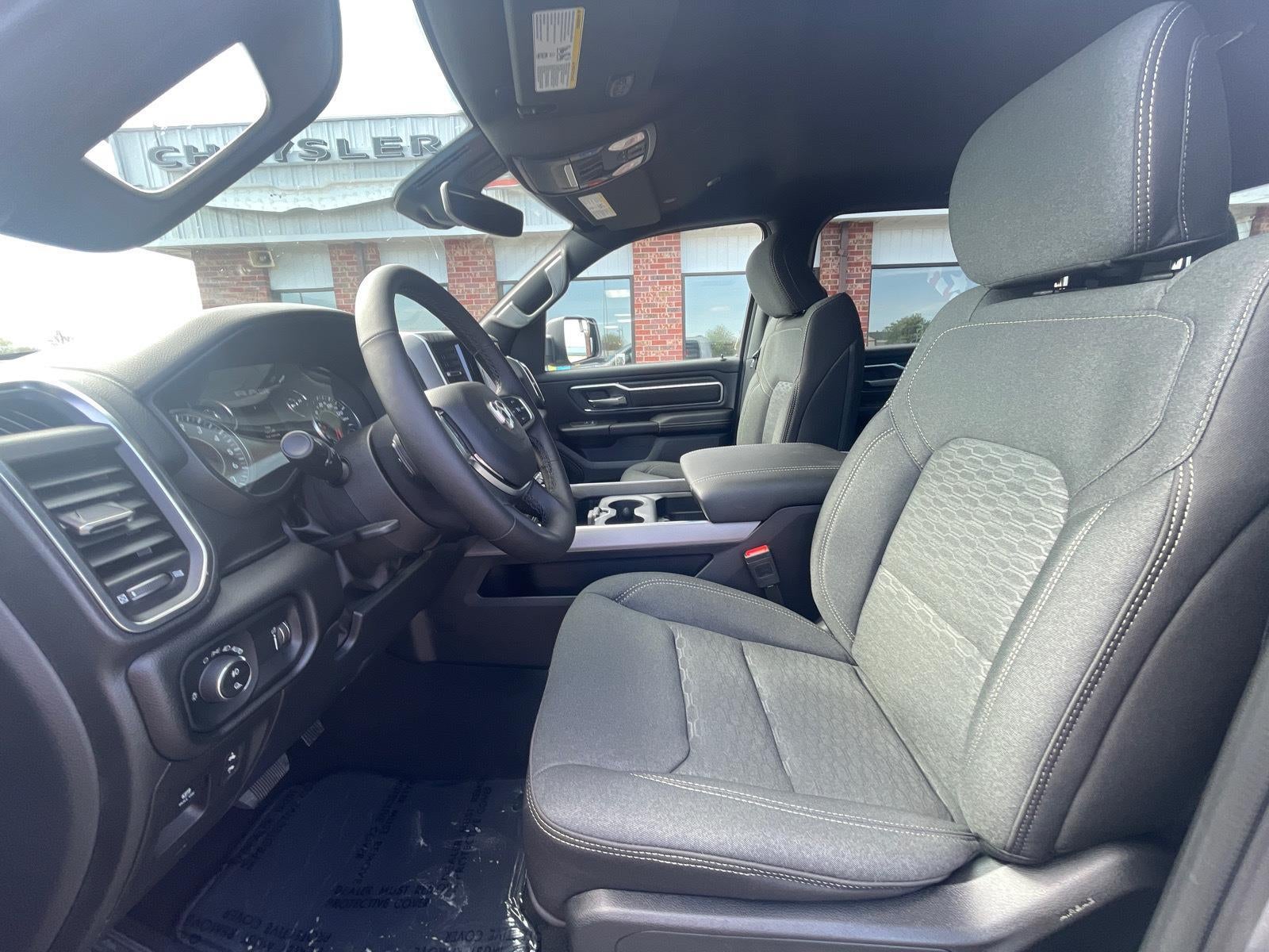 2025 RAM 1500 RAM 1500 BIG HORN CREW CAB 4X4 5'7' BOX