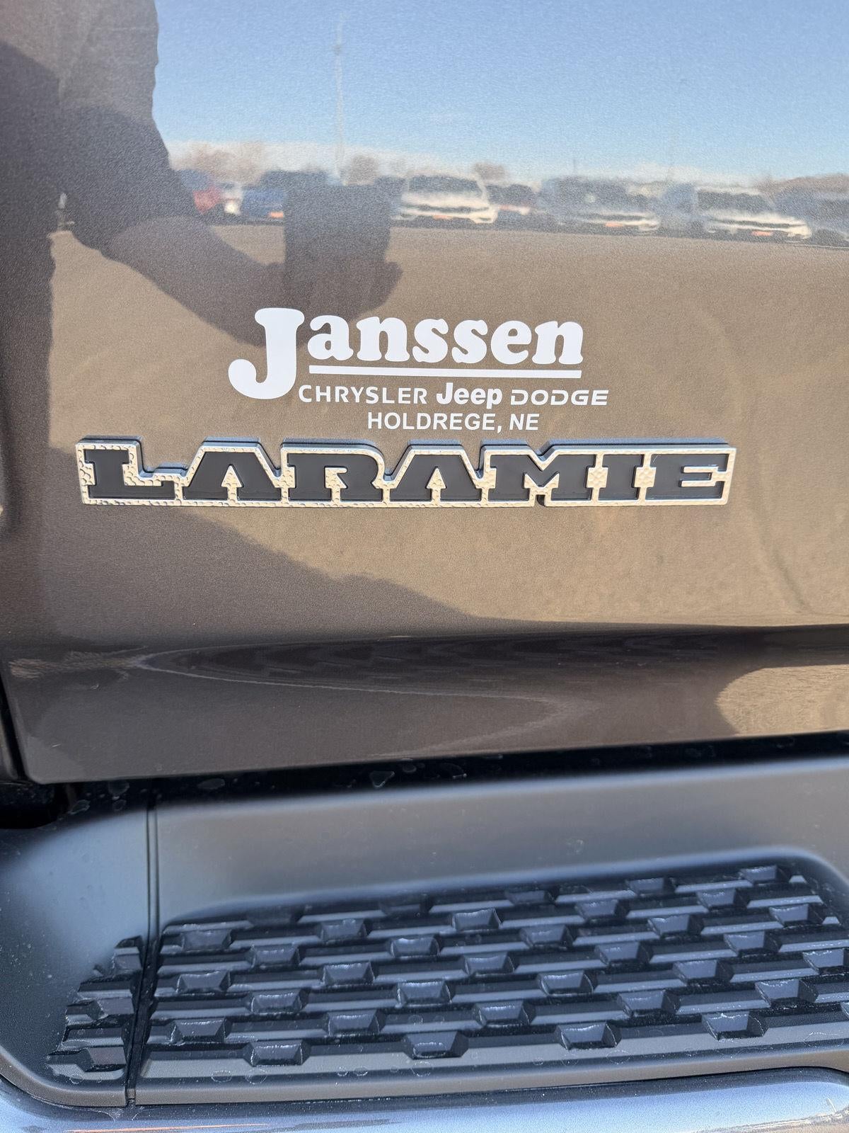 2026 RAM 1500 RAM 1500 LARAMIE CREW CAB 4X4 5'7' BOX