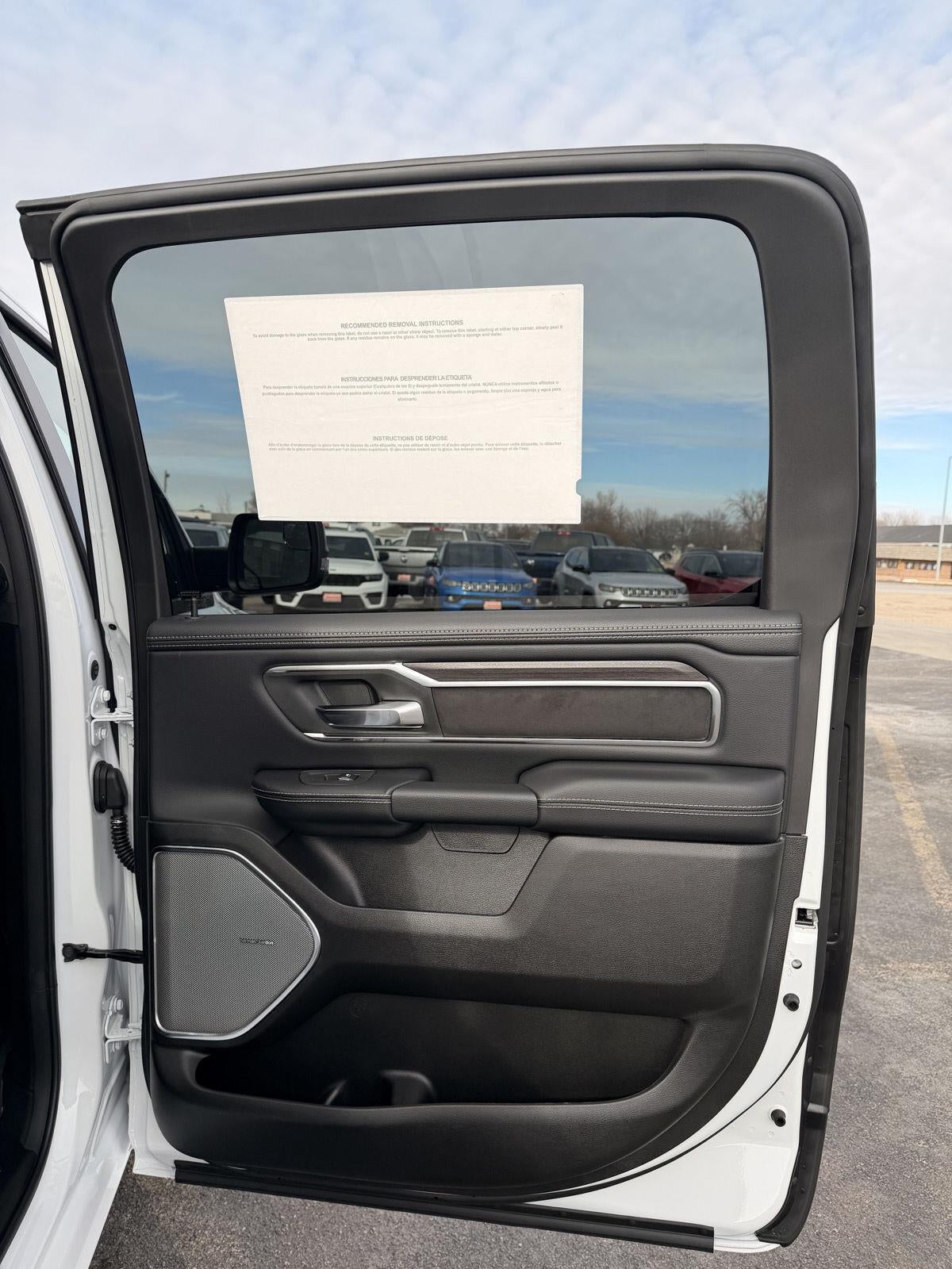 2026 RAM 1500 RAM 1500 LARAMIE CREW CAB 4X4 5'7' BOX