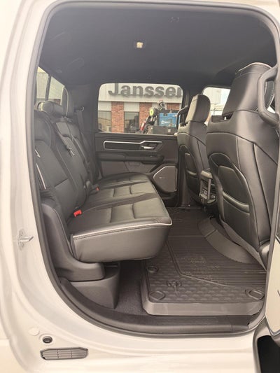 2026 RAM 1500 RAM 1500 LARAMIE CREW CAB 4X4 5'7' BOX