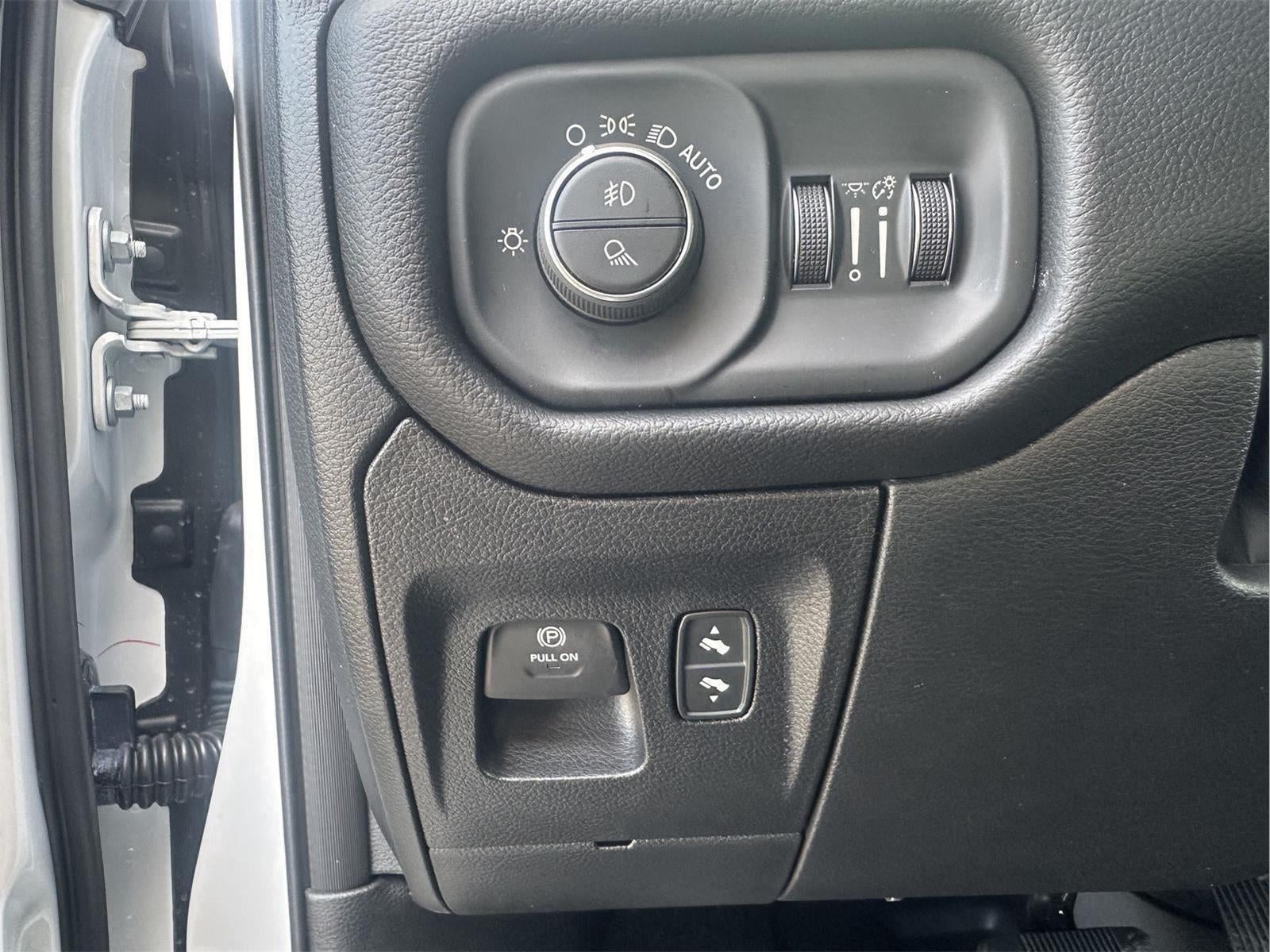 2026 RAM 1500 RAM 1500 LARAMIE CREW CAB 4X4 5'7' BOX