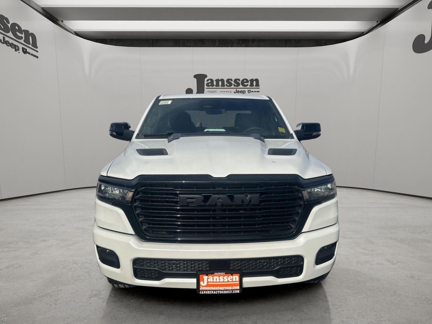 2026 RAM 1500 RAM 1500 LARAMIE CREW CAB 4X4 5'7' BOX