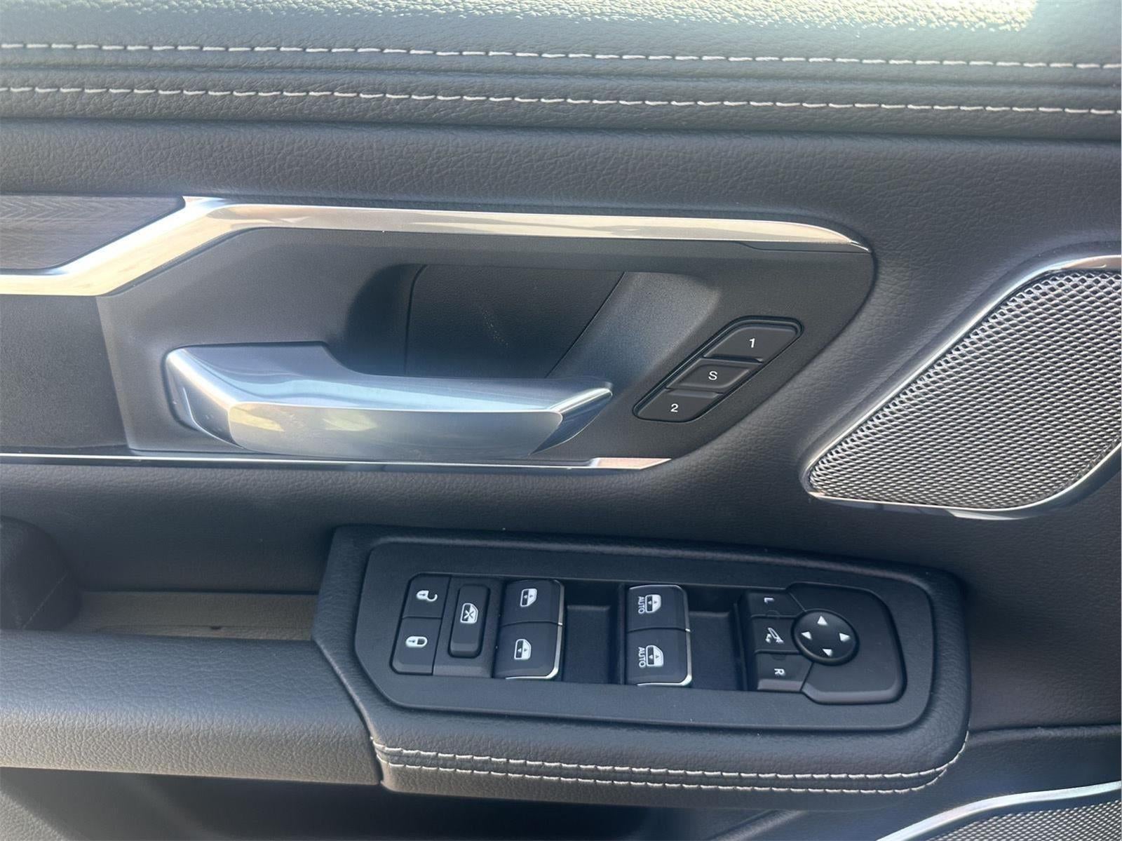 2026 RAM 1500 RAM 1500 LARAMIE CREW CAB 4X4 5'7' BOX