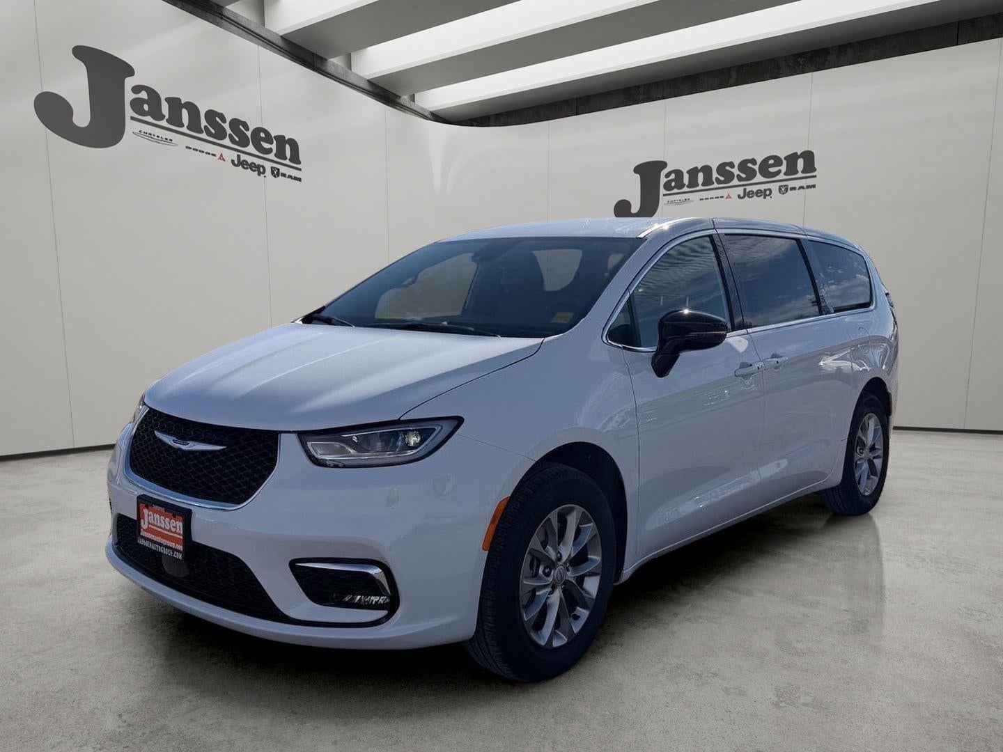 2026 Chrysler Pacifica PACIFICA SELECT AWD