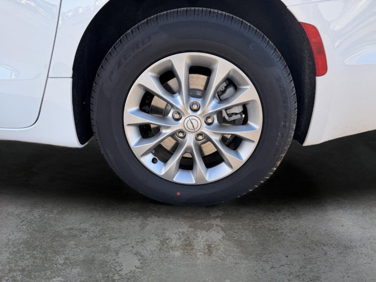 2026 Chrysler Pacifica PACIFICA SELECT AWD