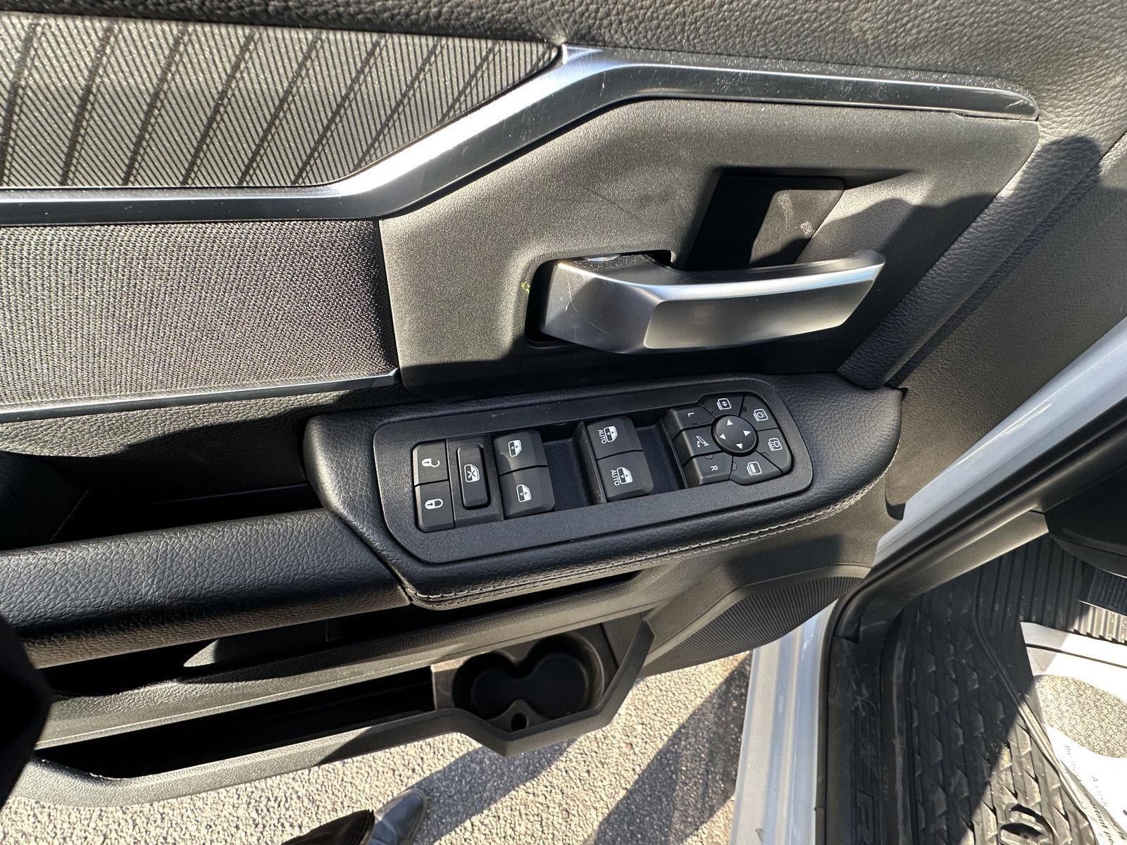 2026 RAM 3500 RAM 3500 BIG HORN CREW CAB 4X4 8' BOX