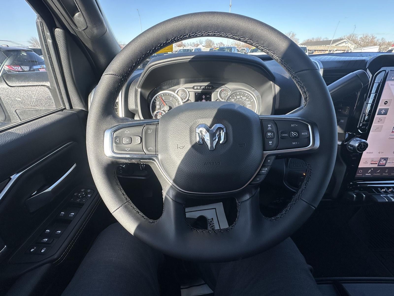 2026 RAM 3500 RAM 3500 BIG HORN CREW CAB 4X4 8' BOX