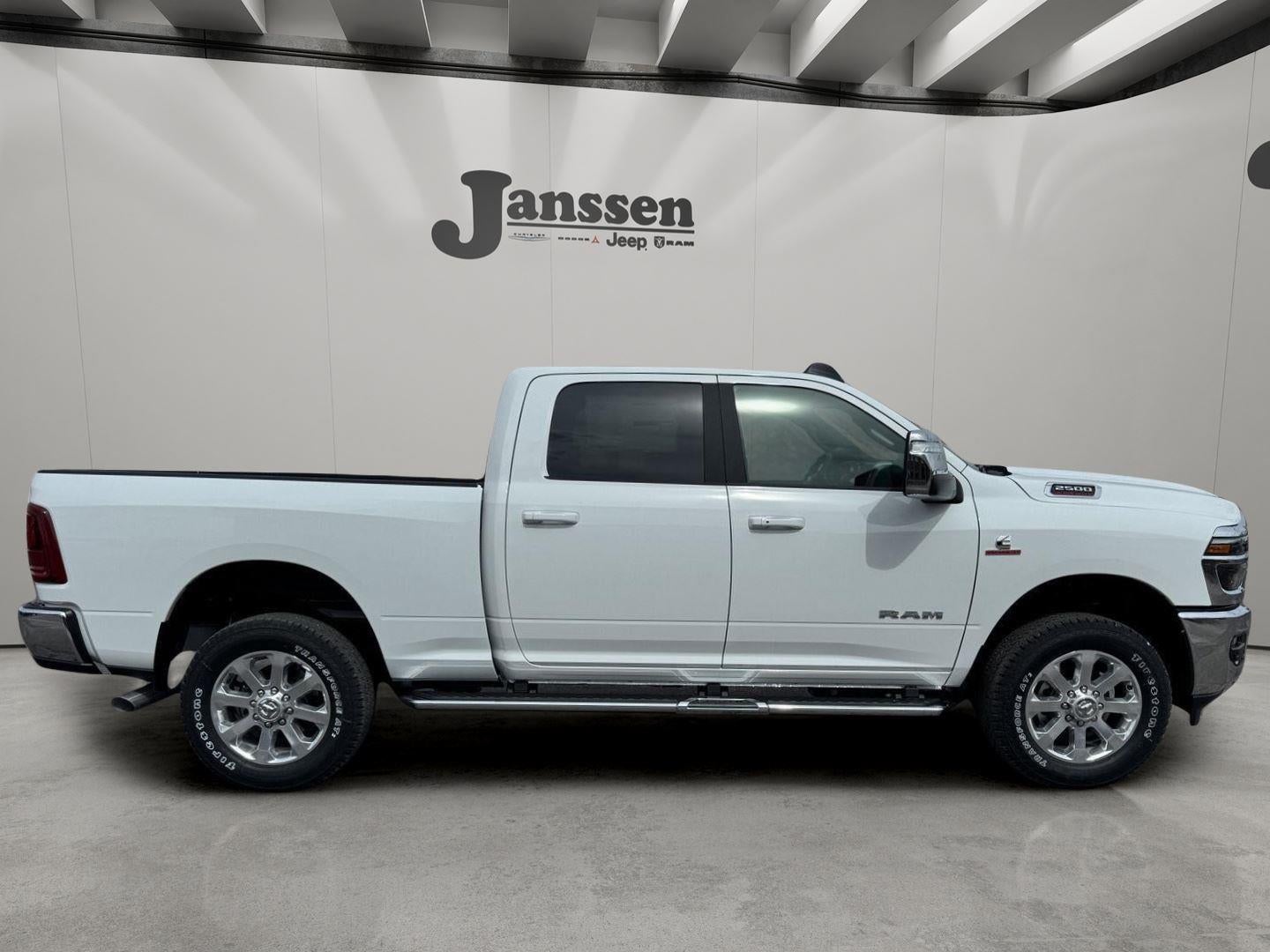 2026 RAM 2500 RAM 2500 LARAMIE CREW CAB 4X4 6'4' BOX