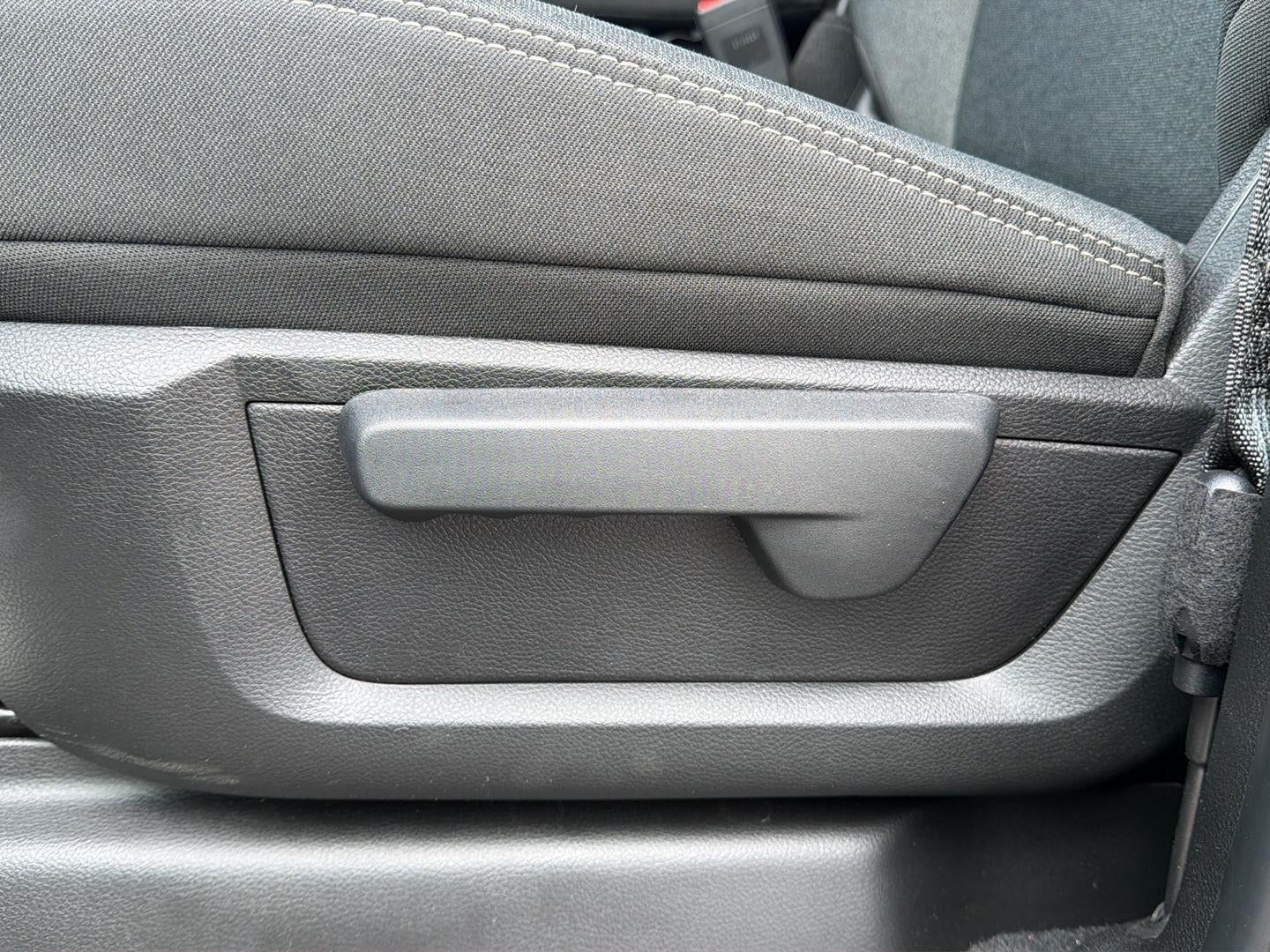 2026 RAM 2500 RAM 2500 BLACK EXPRESS CREW CAB 4X4 8' BOX