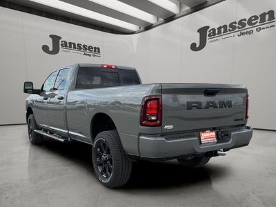2026 RAM 2500 RAM 2500 BLACK EXPRESS CREW CAB 4X4 8' BOX