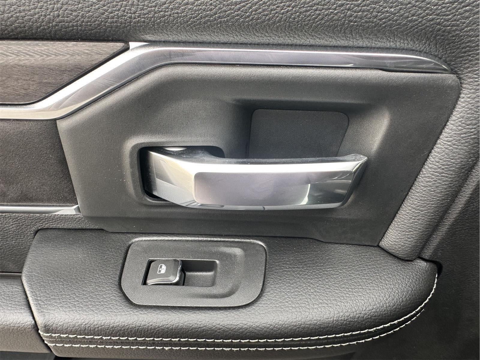 2026 RAM 2500 RAM 2500 LARAMIE MEGA CAB 4X4 6'4' BOX