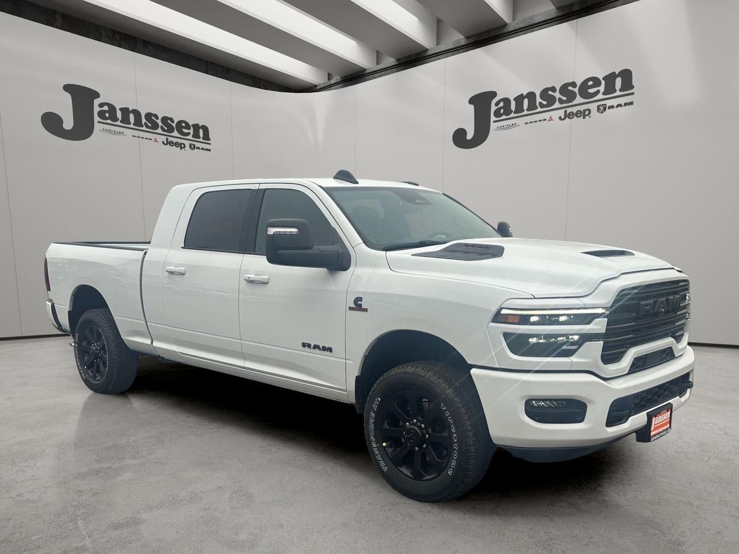 2026 RAM 2500 RAM 2500 LARAMIE MEGA CAB 4X4 6'4' BOX