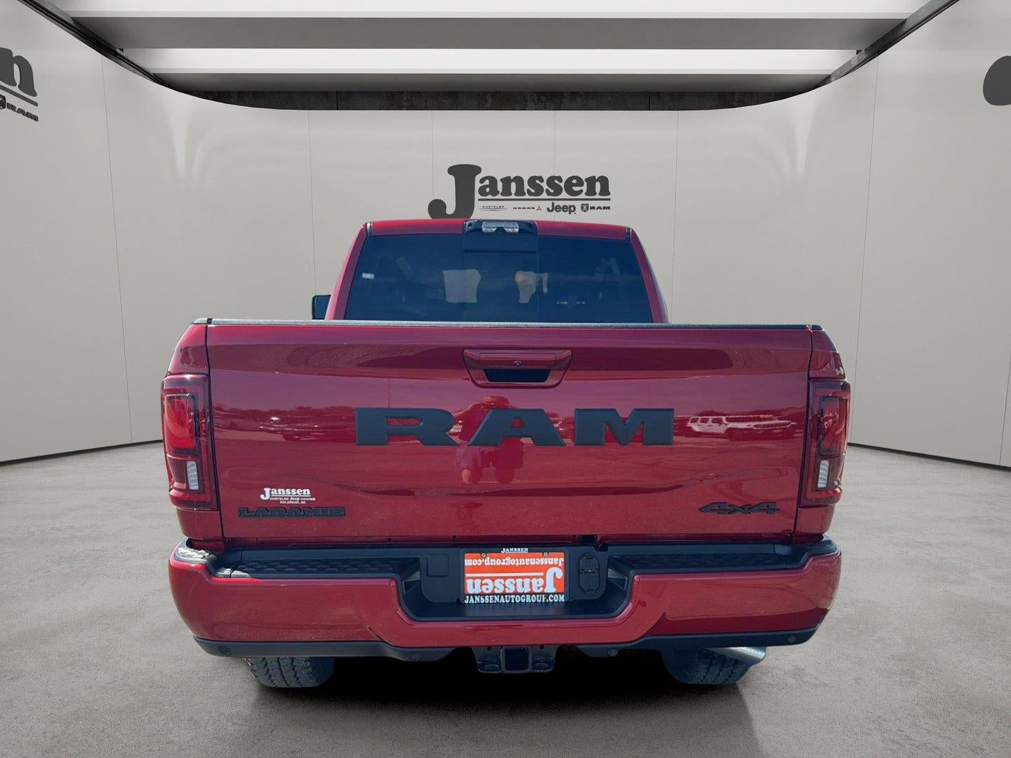 2026 RAM 2500 RAM 2500 LARAMIE MEGA CAB 4X4 6'4' BOX