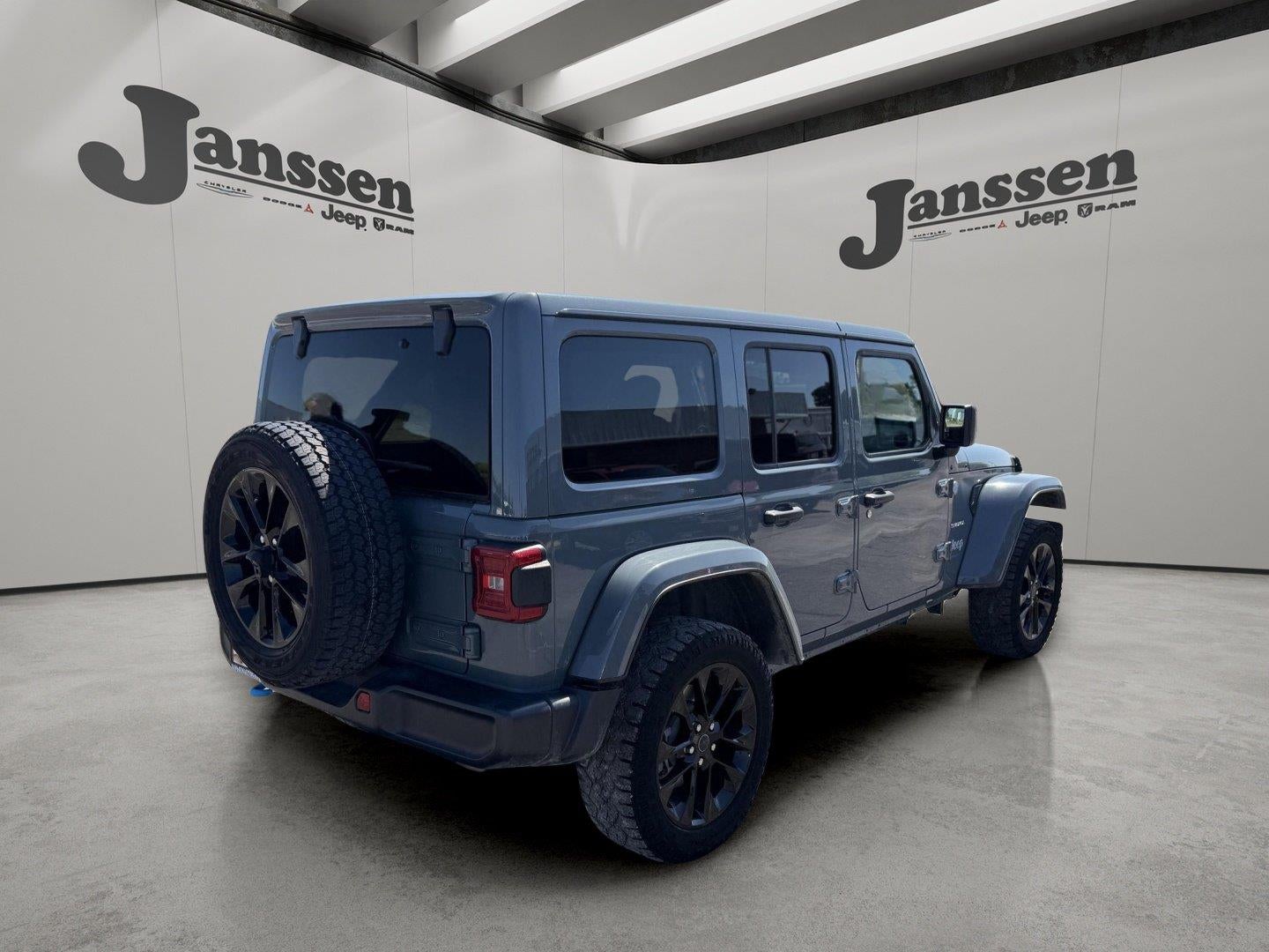 2024 Jeep Wrangler 4Xe Sahara