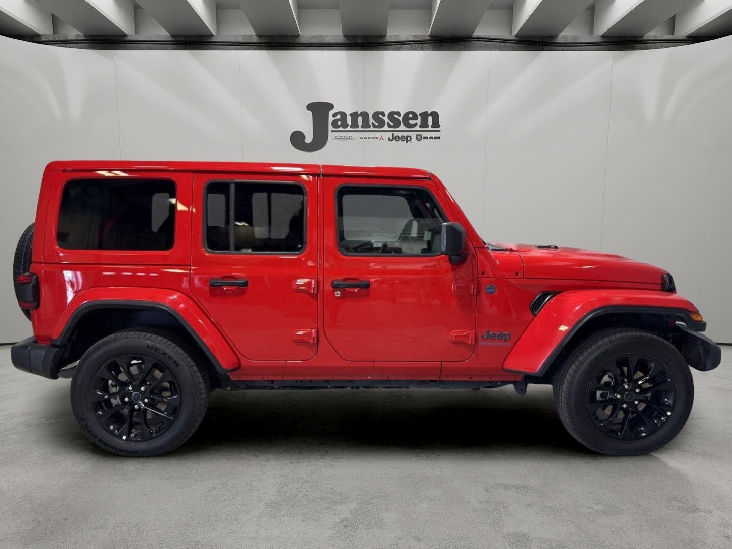 2025 Jeep Wrangler 4xe Sahara
