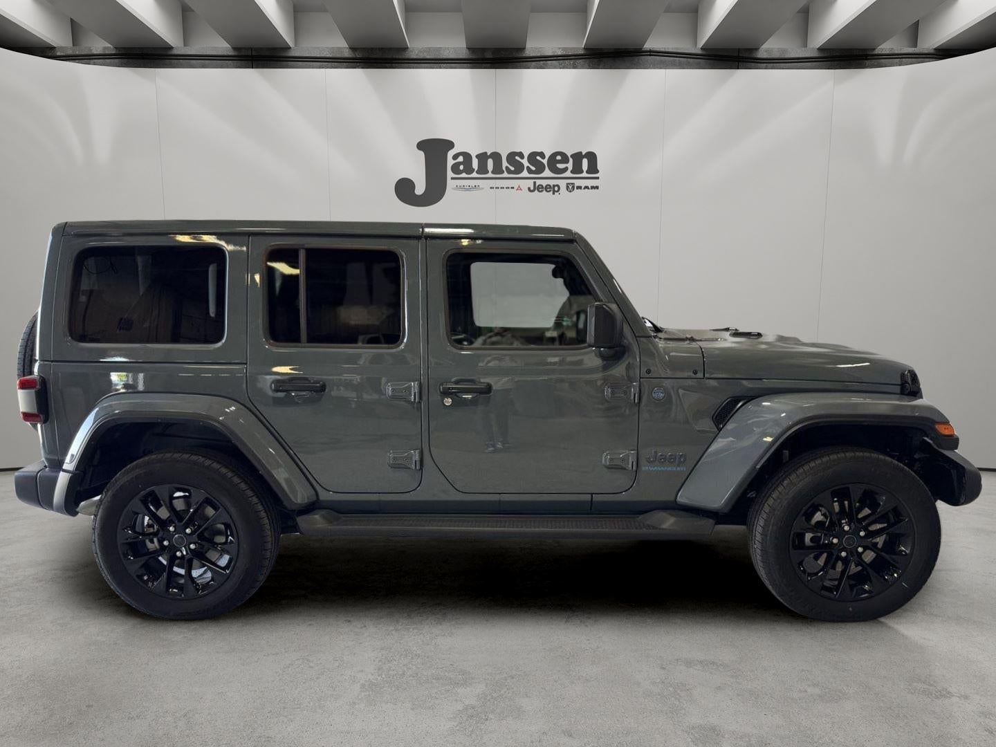2025 Jeep Wrangler 4xe Sahara