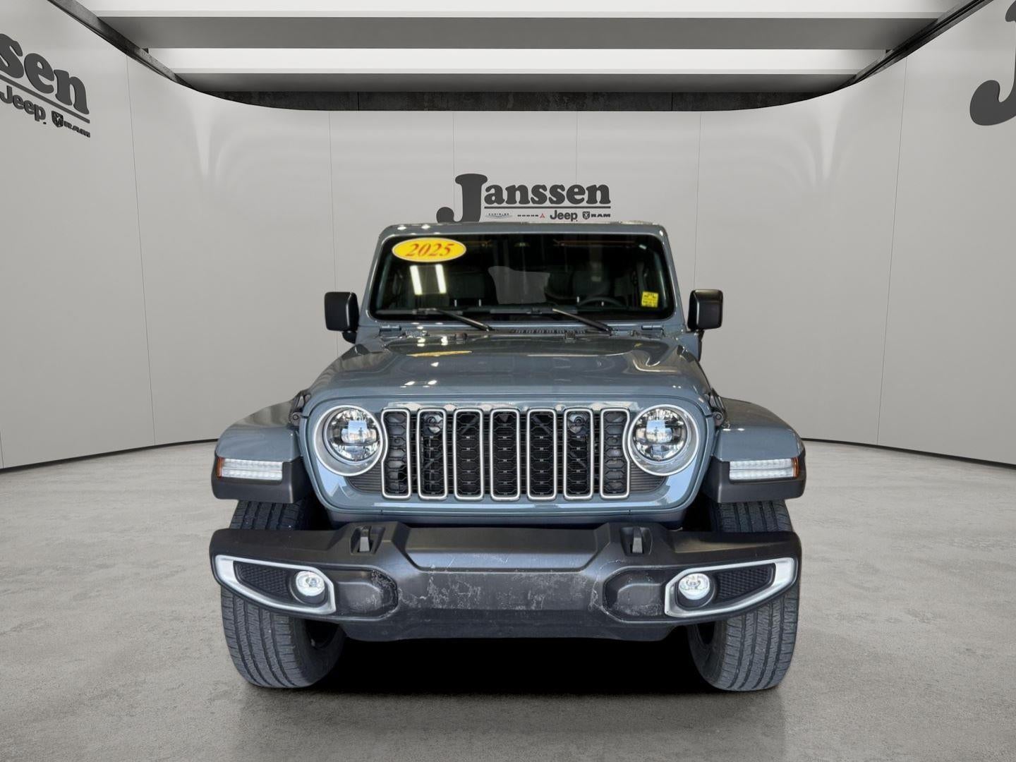 2025 Jeep Wrangler 4xe Sahara