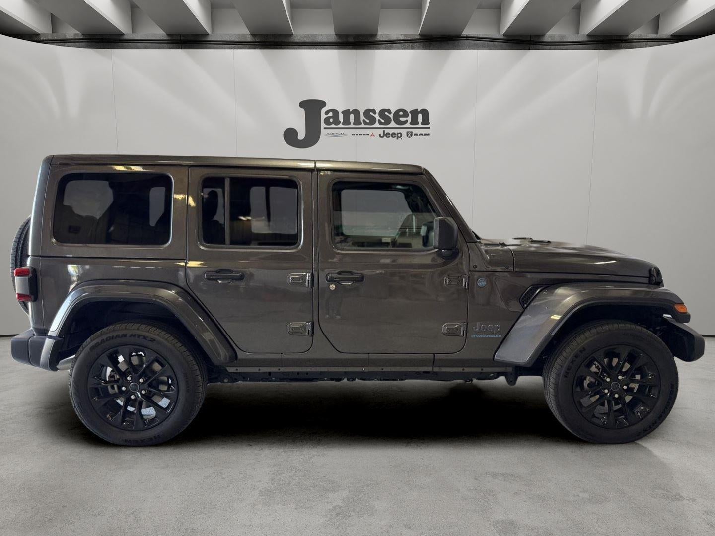 2025 Jeep Wrangler 4xe Sahara