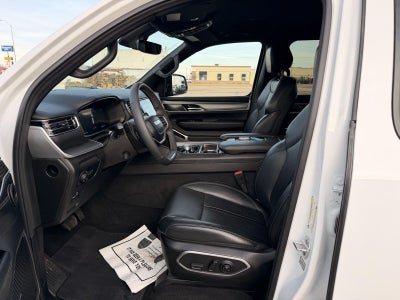 2025 Jeep Wagoneer L Base