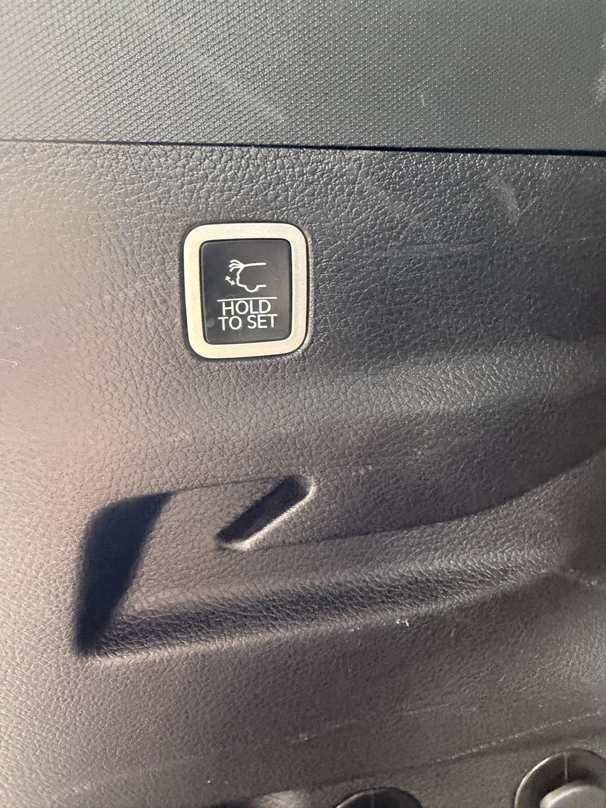 2025 Jeep Wagoneer L Base