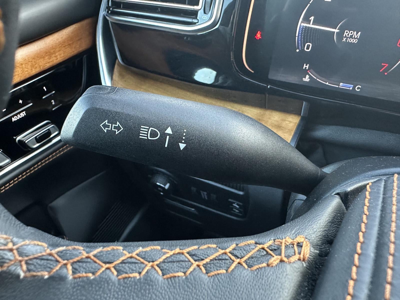 2024 Jeep Grand Wagoneer L Series III