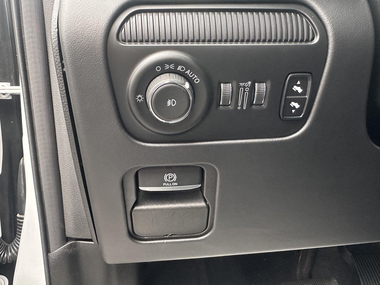 2023 Jeep Grand Wagoneer Series II