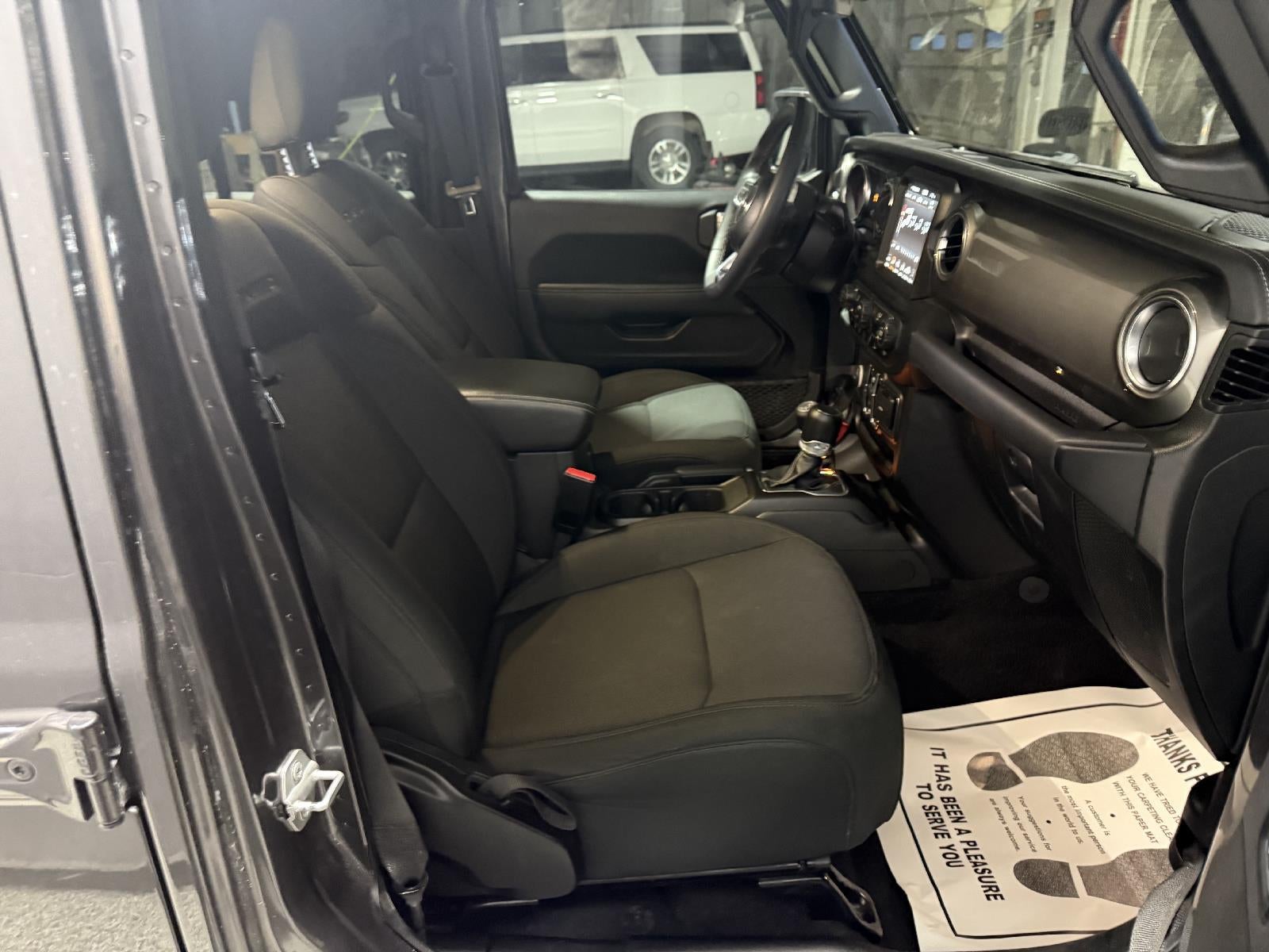 2023 Jeep Gladiator Overland