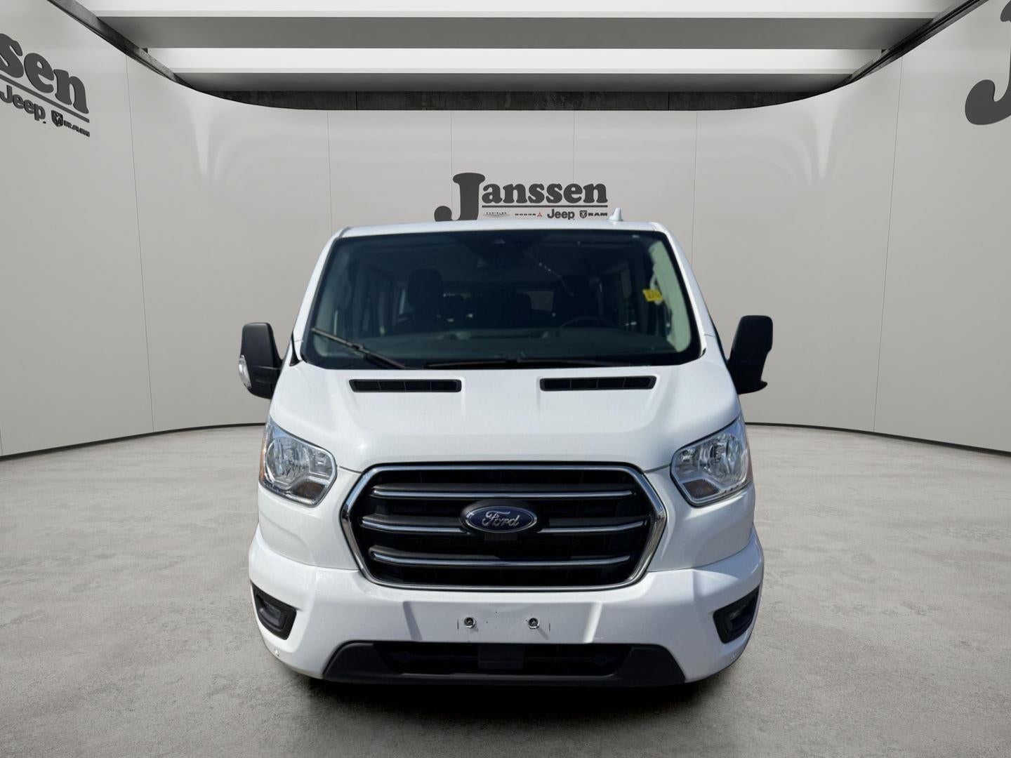 2020 Ford Transit Passenger Wagon XLT
