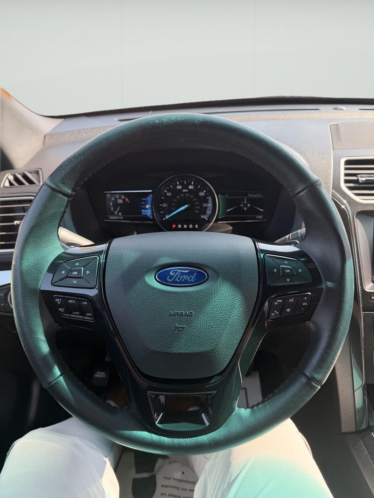 2016 Ford EXPLORER Base
