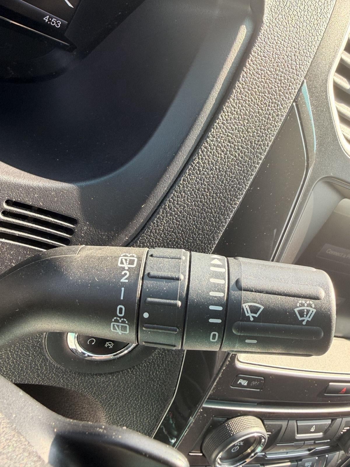 2016 Ford EXPLORER Base