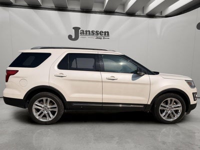 2016 Ford EXPLORER Base