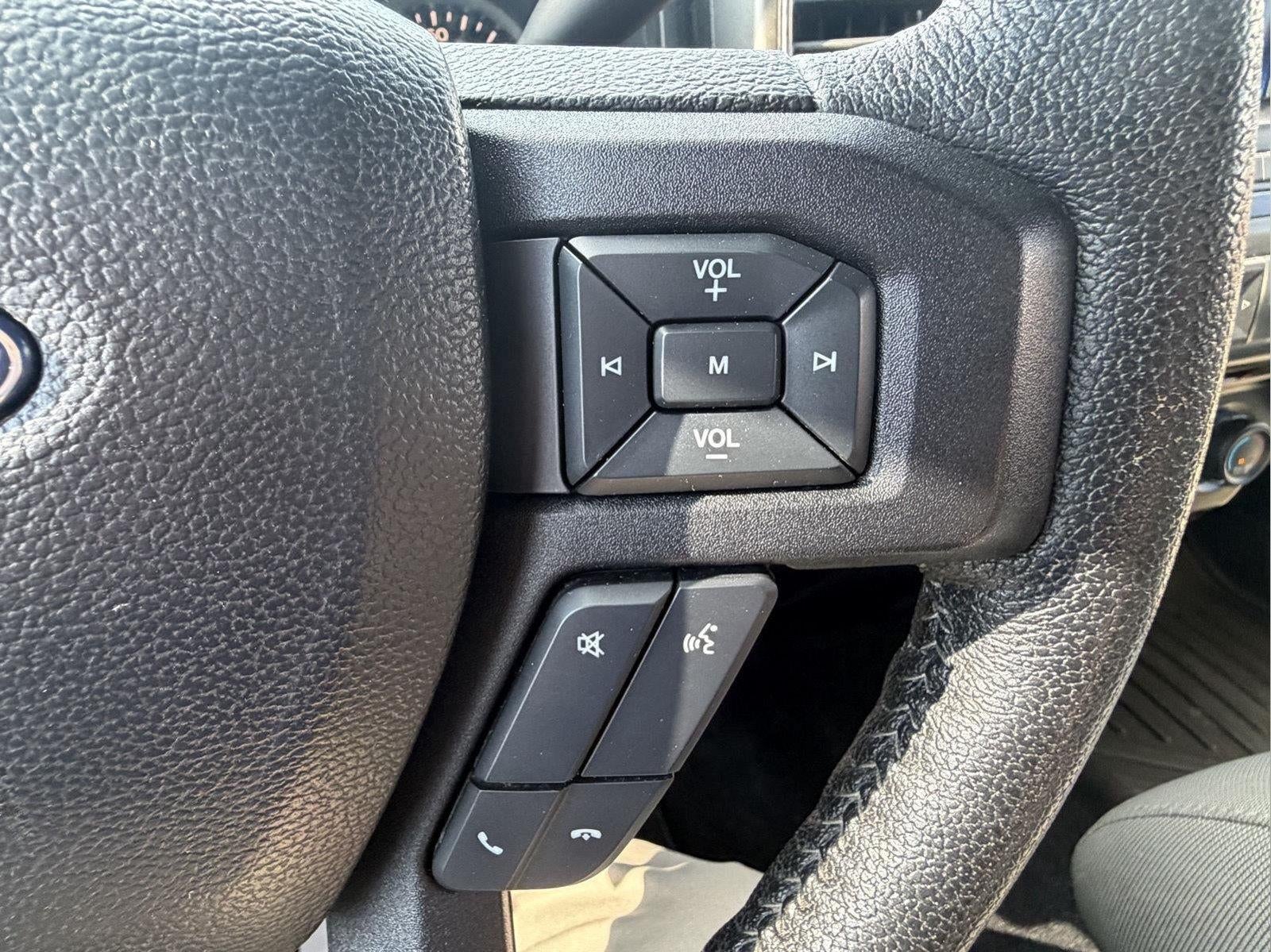 2016 Ford F-150 Base