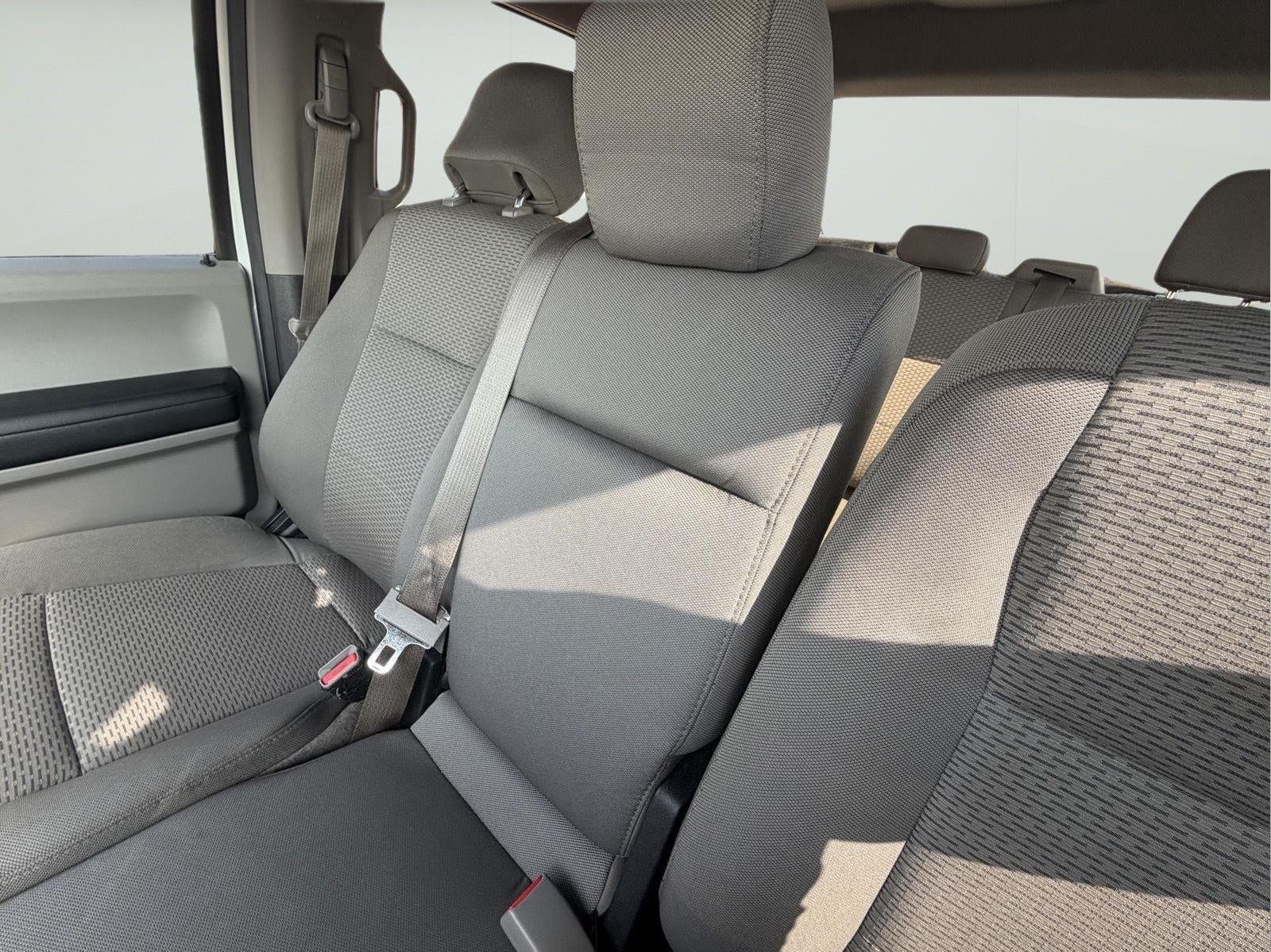 2016 Ford F-150 Base