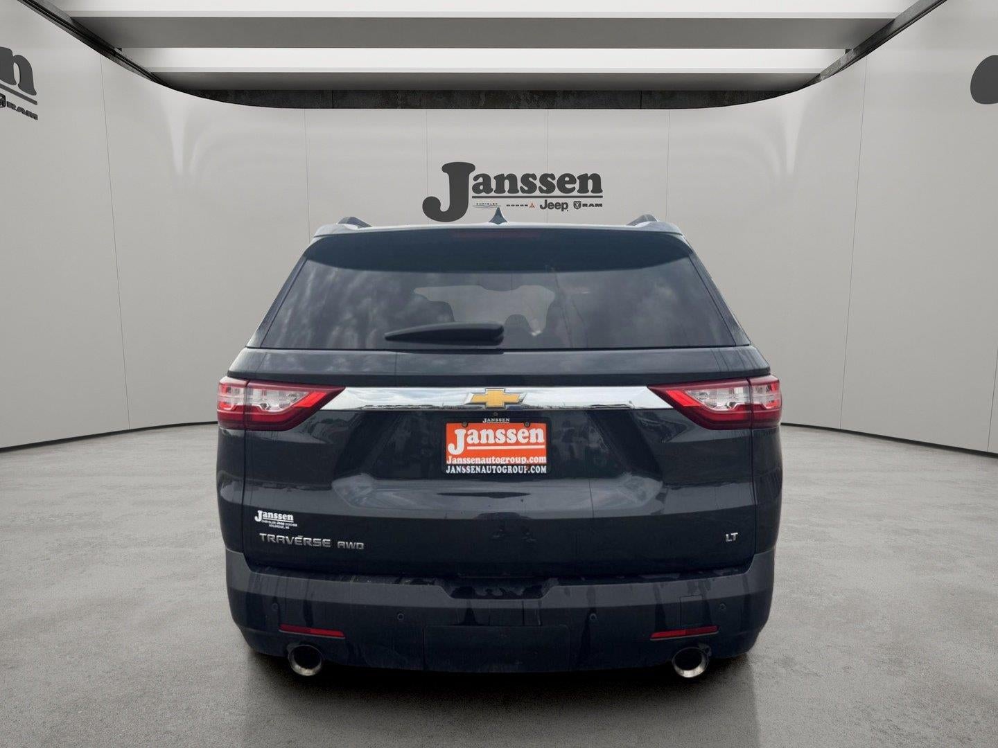 2021 Chevrolet Traverse LT Cloth