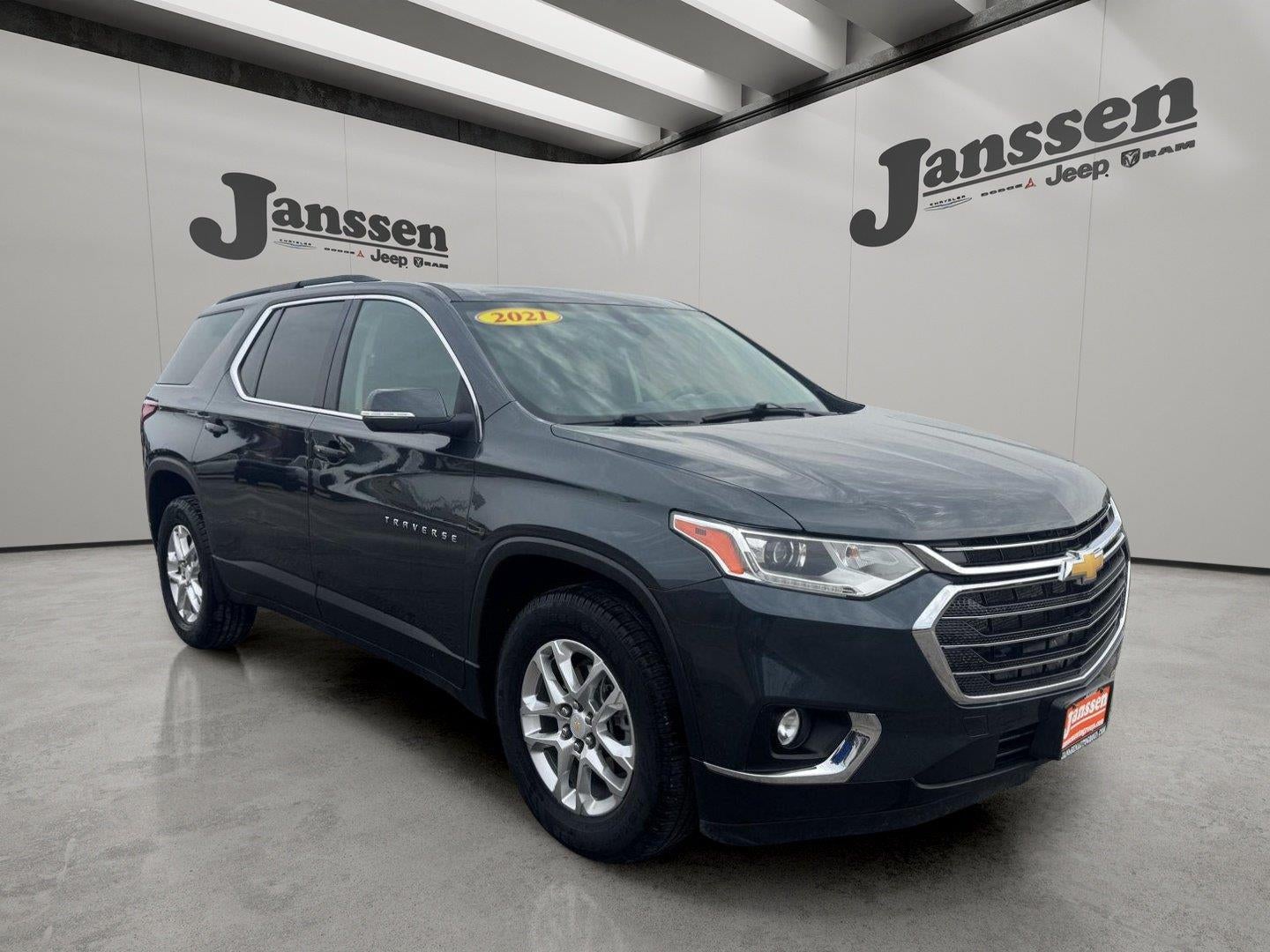 2021 Chevrolet Traverse LT Cloth