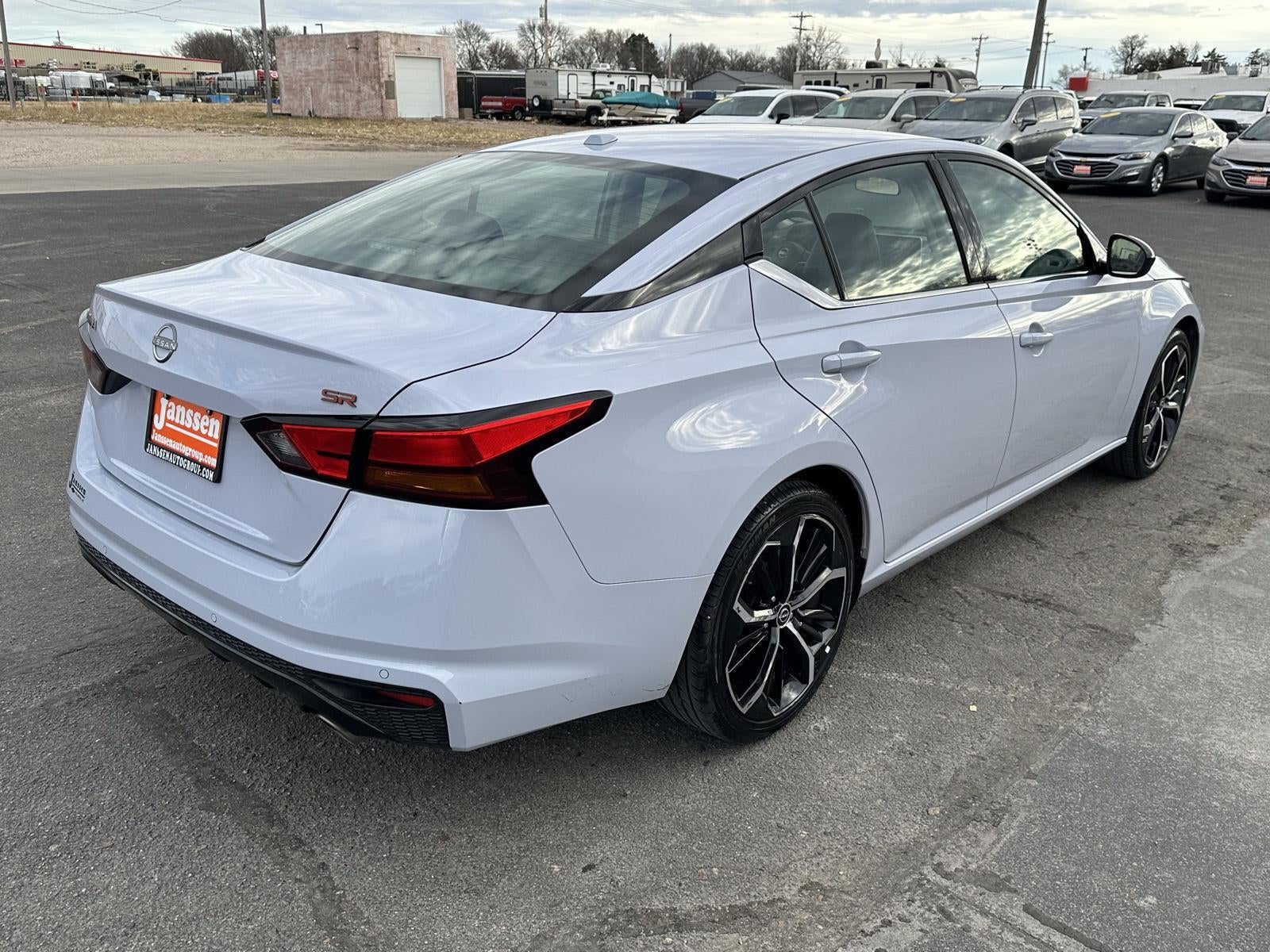 2024 Nissan Altima 2.5 SR