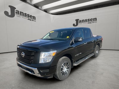 2020 Nissan Titan SV