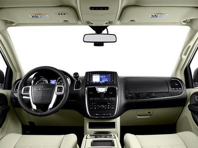 2014 Chrysler Town & Country Touring-L