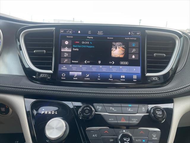 2021 Chrysler Pacifica Hybrid Touring L