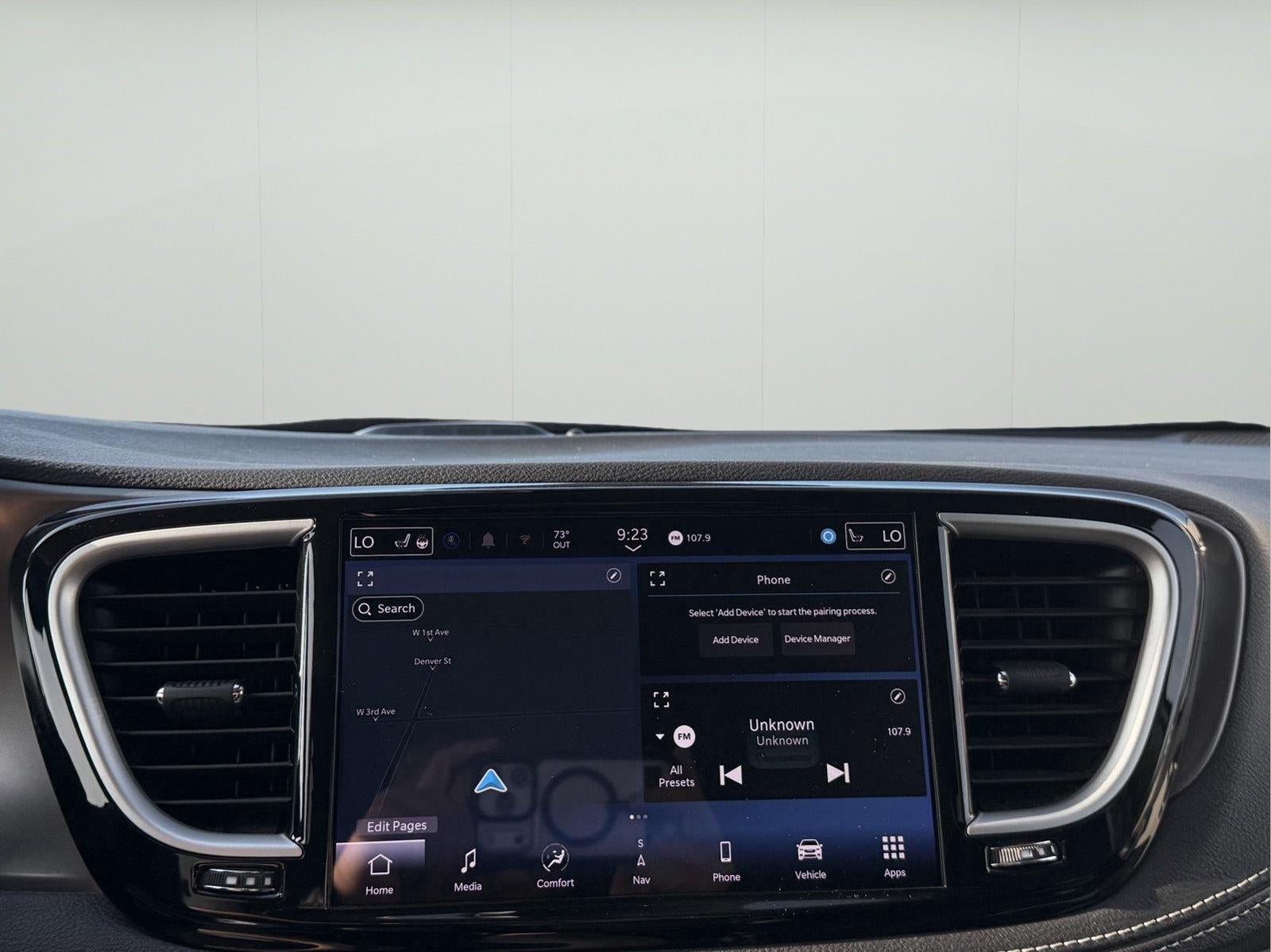 2024 Chrysler Pacifica Hybrid Select